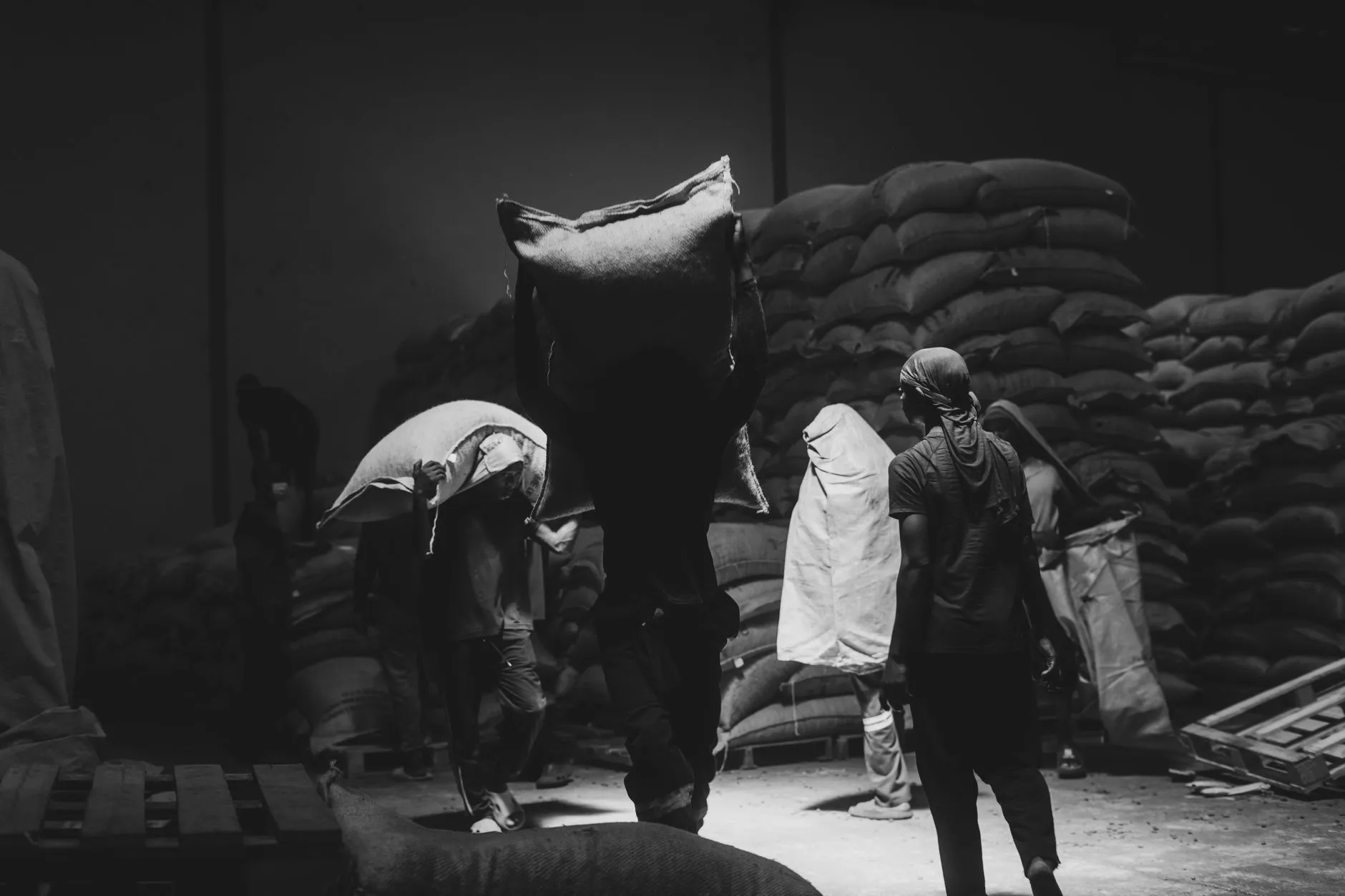 光纤收发器与工业交换机组合方案在园区网络升级中的应用封面图